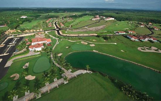 La Estancia Golf Resort